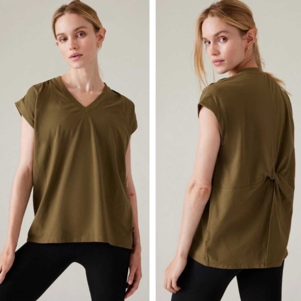 Athleta Outbound Twist Tee Olive Green Size Large